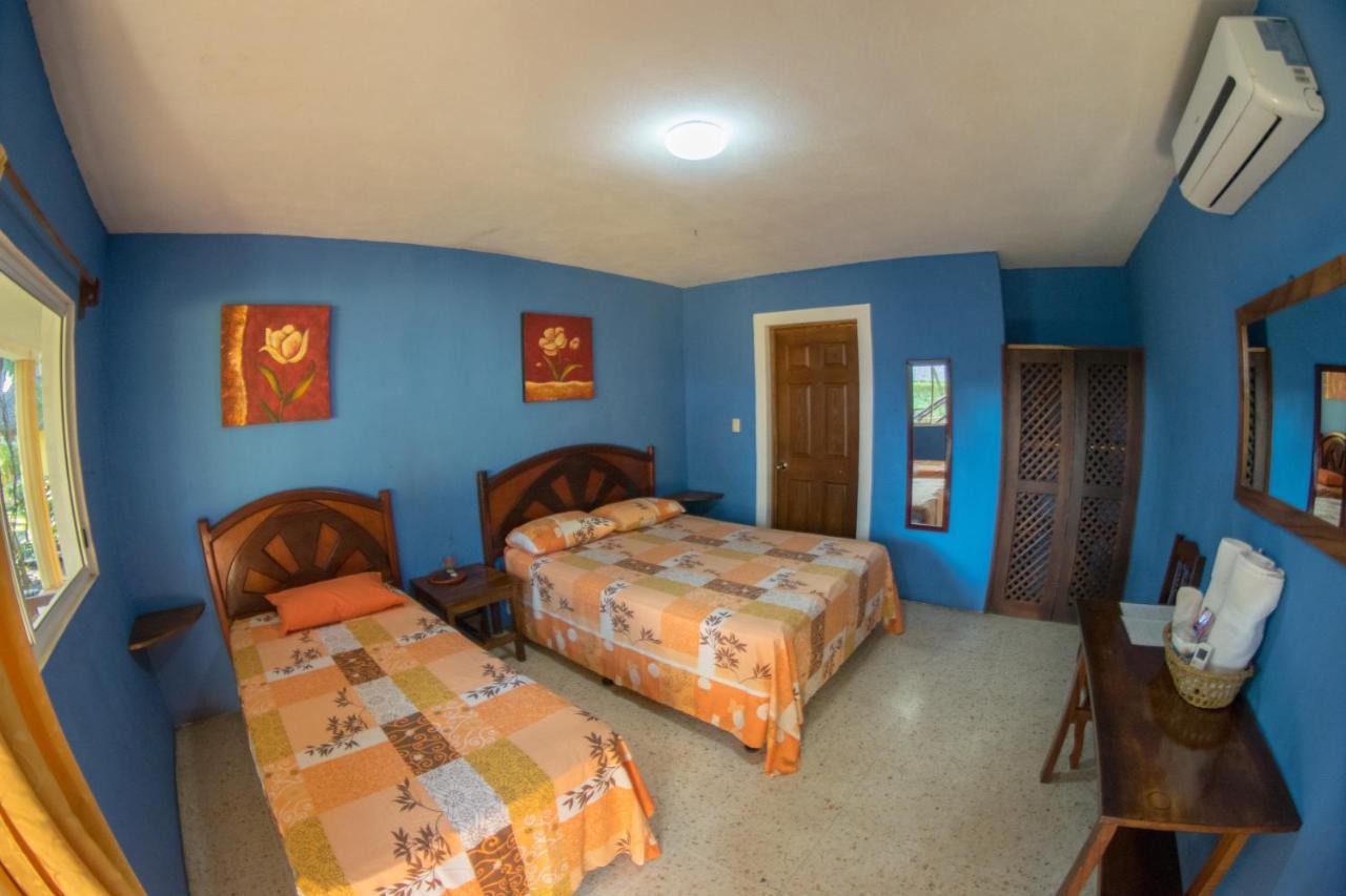 Hotel Cafe Del Sol Монтеррико Экстерьер фото