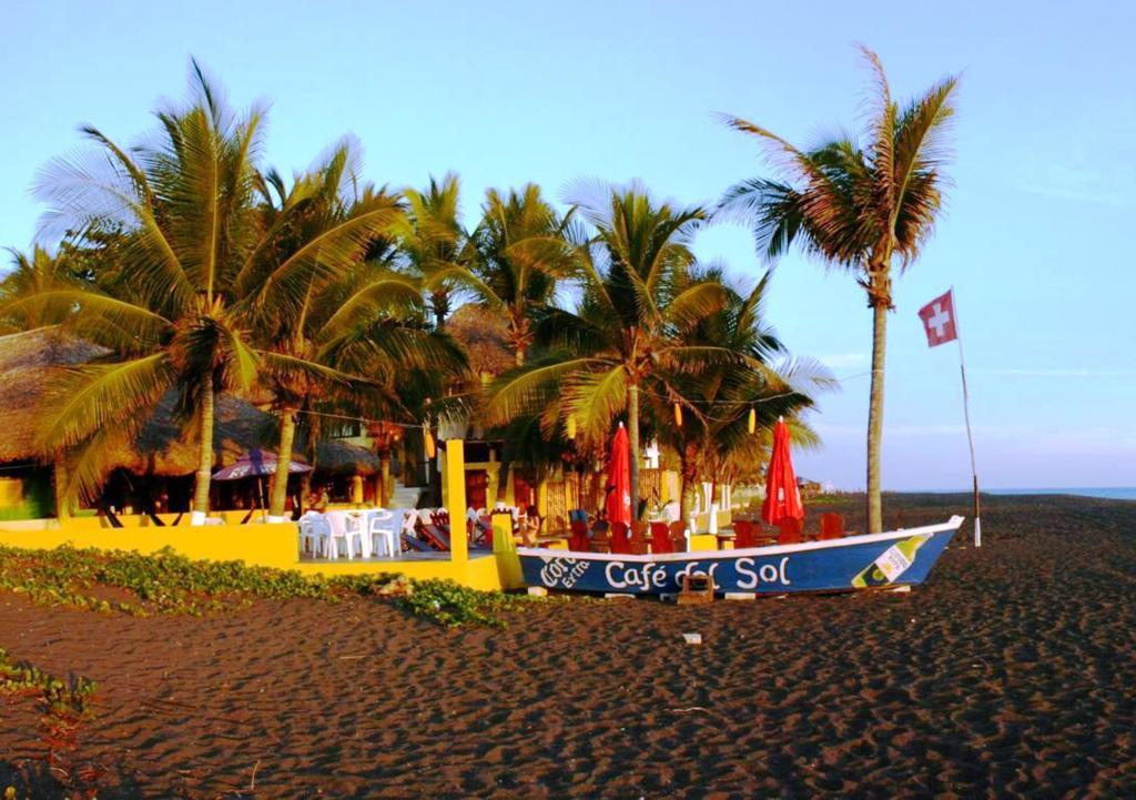 Hotel Cafe Del Sol Монтеррико Экстерьер фото