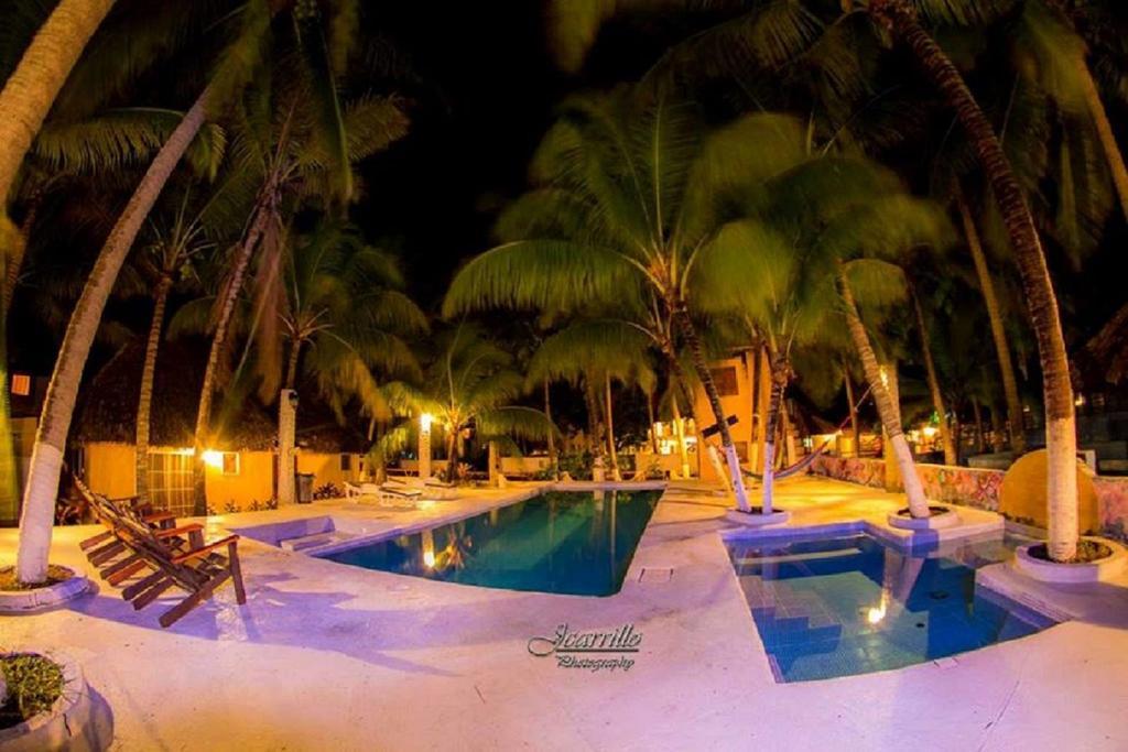 Hotel Cafe Del Sol Монтеррико Экстерьер фото