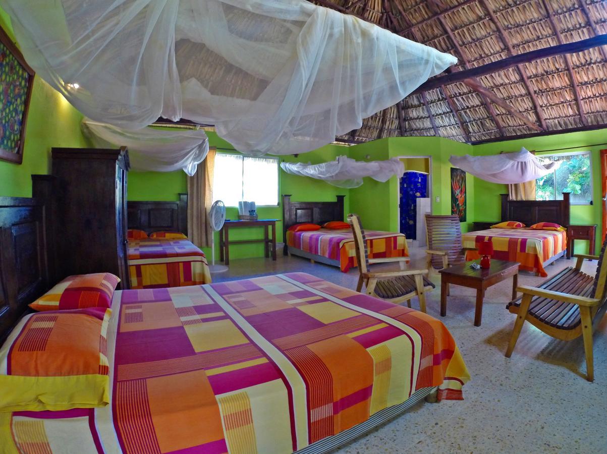 Hotel Cafe Del Sol Монтеррико Экстерьер фото